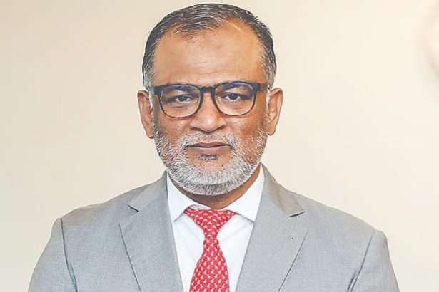 বিমান মন্ত্রণালয়ের উপদেষ্টার দায়িত্বও পেলেন শেখ বশিরউদ্দীন