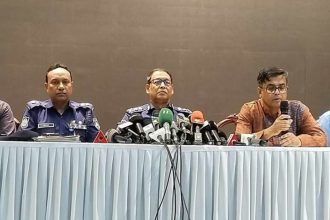 মামলা করতে এলে সত্যতা যাচাইয়ের সুযোগ পুলিশের নেই: আইজিপি