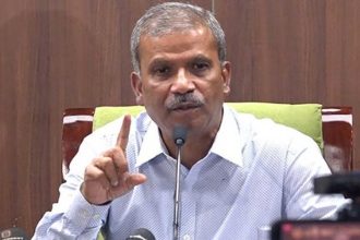 মজলুম মানুষের জন্য যেন কাজ করতে দোয়া চাইলেন আসিফ নজরুল