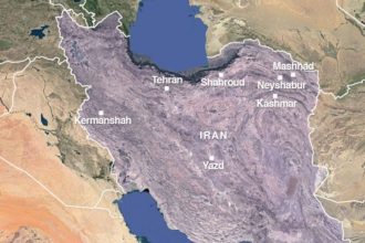 শক্তিশালী ভূমিকম্পে কেঁপে উঠল ইরান