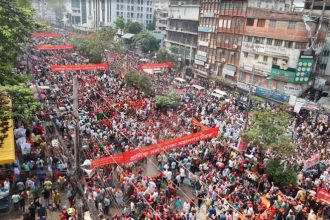বিএনপির শ্রমিক সমাবেশে নেতা-কর্মীদের ঢল