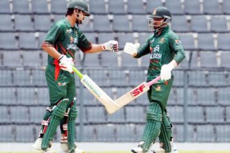 জোড়া সেঞ্চুরিতে বাংলাদেশের রানের পাহাড়