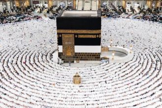 পবিত্র হজ আজ: আত্মশুদ্ধির পথে যাত্রা