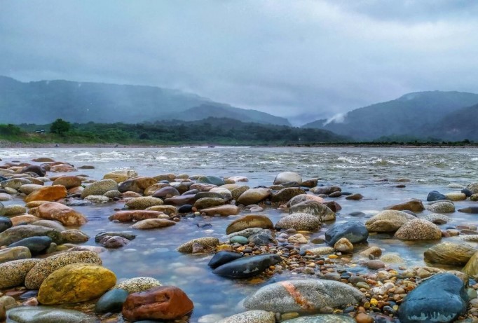 সাদা পাথর পর্যটনকেন্দ্র বন্ধ ঘোষণা