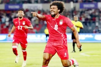 হামজা-সোহেলের তাণ্ডবে গর্জে উঠলো বাংলাদেশ